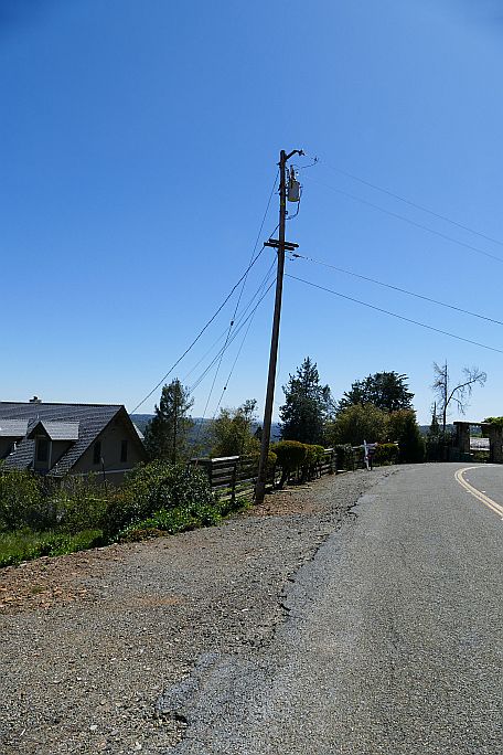 utility pole